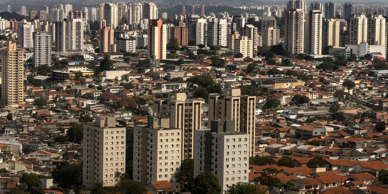 Pessoas com deficiência vivem em piores condições de moradia, aponta IBGE a partir do Censo 2022