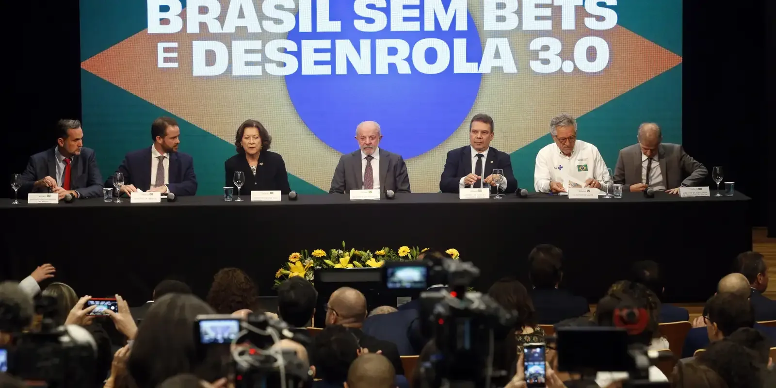 Governo cria 3ª fase do Desenrola com compra de dívidas pela União